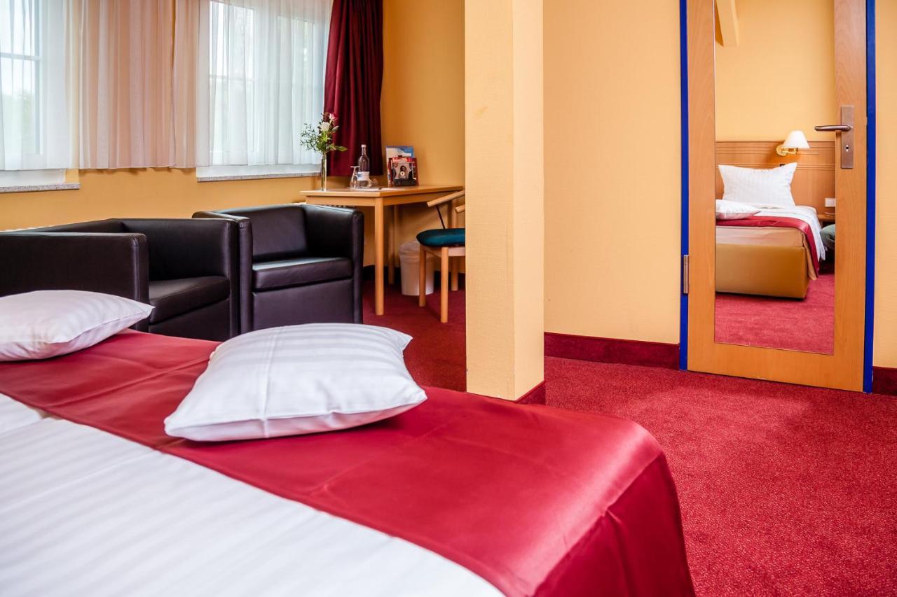 Spa Hotel Amsee วาเริน ภายนอก รูปภาพ